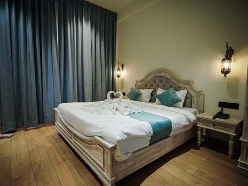 luxury resort in Bhopal - Nirwana